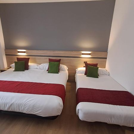 Hotel Alda Malvasia Haro Buitenkant foto
