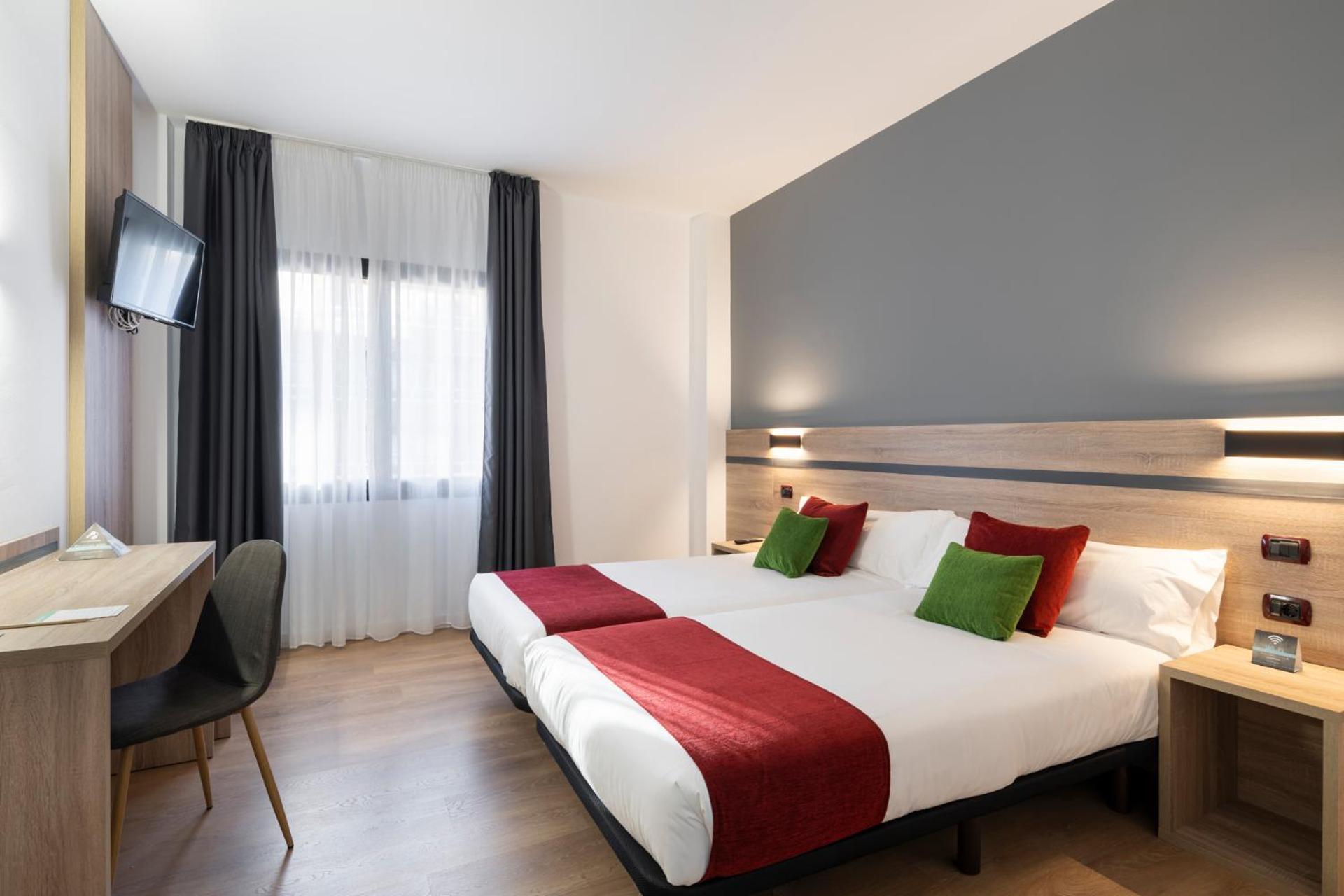 Hotel Alda Malvasia Haro Buitenkant foto
