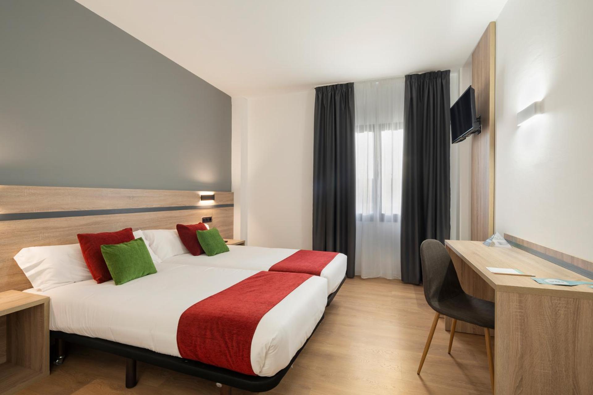 Hotel Alda Malvasia Haro Buitenkant foto